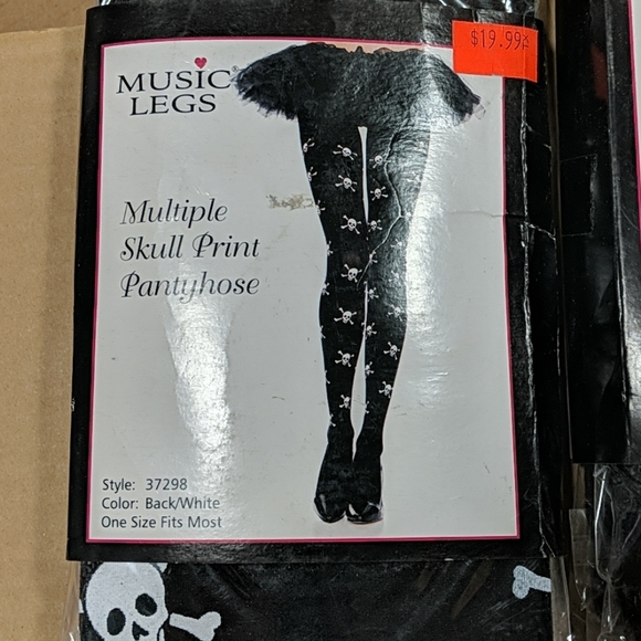 Music Legs graphic pantyhose bundle - Picture 2 of 6